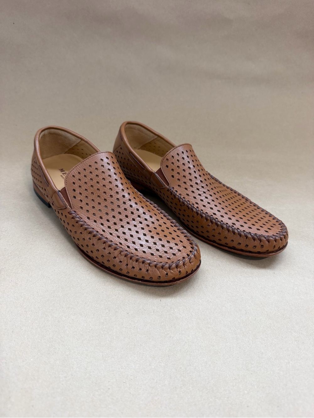 Mezlan men’s leather loafer